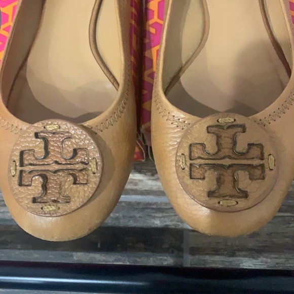 Tory Burch Reva Flat - Picture 3 of 8